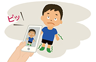 けいれんをしている男の子をスマホで撮影するイラスト